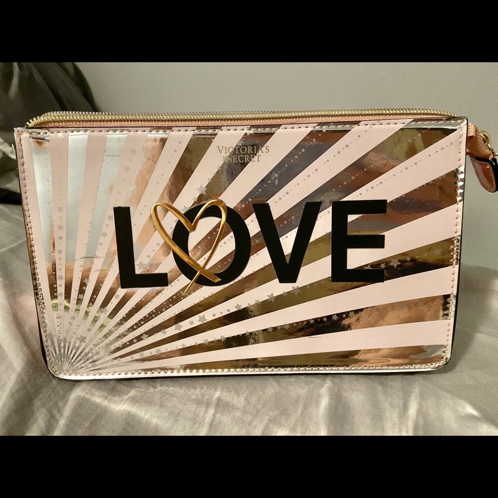 Victoria’s Secret Love makeup bag 🎀
